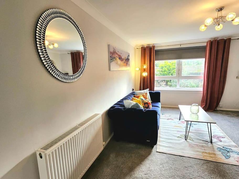 Lovely 3 Bedroom By Sensational Short Lets & Service With 6 Beds Apartment Edinburgh